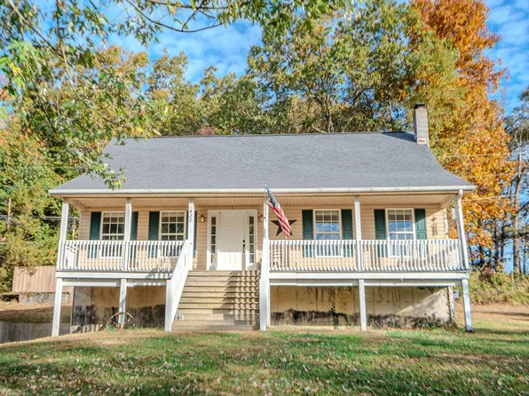 422 Spears Ln, Hustonville, KY 40437
