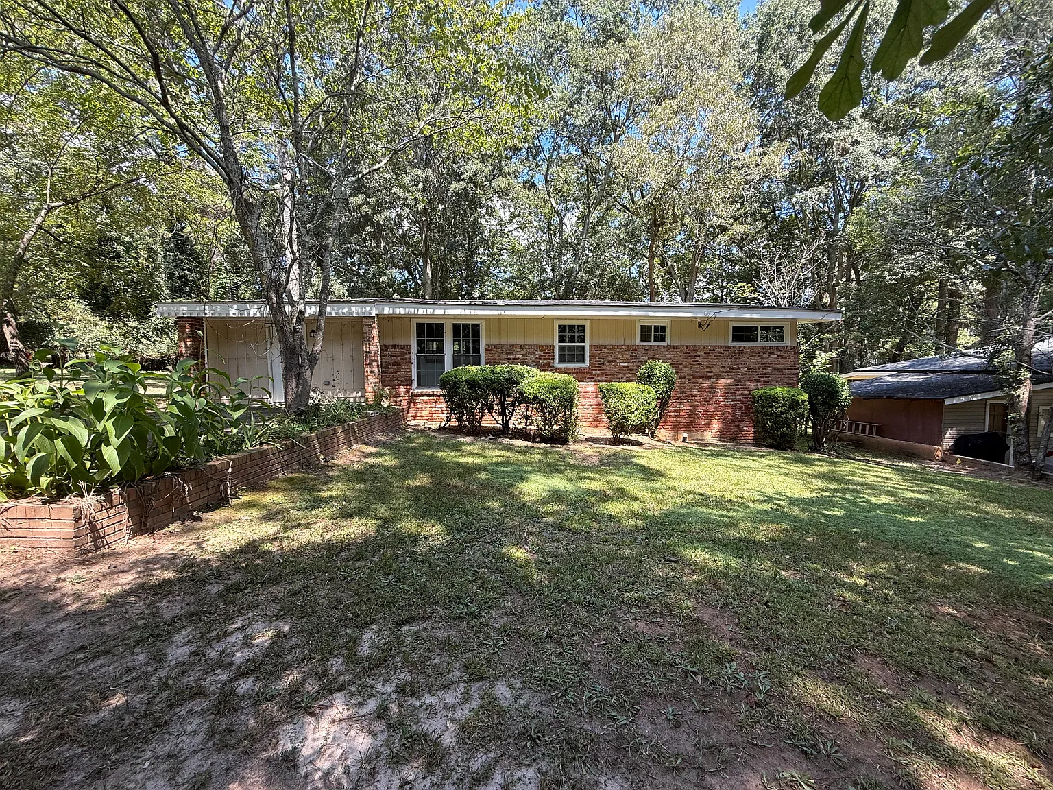3 bed, 1276 sqft, $1,695 — Photo 1