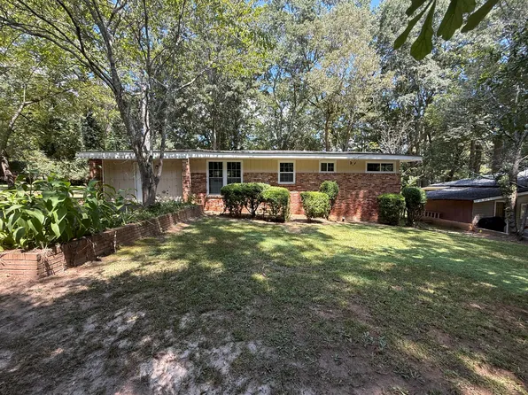 5490 Sigman St, Stone Mountain, GA 30083