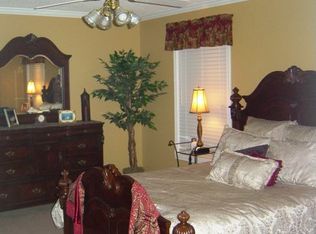 26 Raynes Ct, Taylors, SC 29687