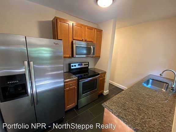 4th image of 125 W Blake Ave #16793257