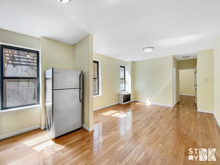 1494 Ocean Ave #C2 — Photo 3