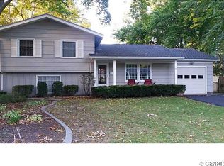 66 Wembly Rd, Rochester, NY 14616