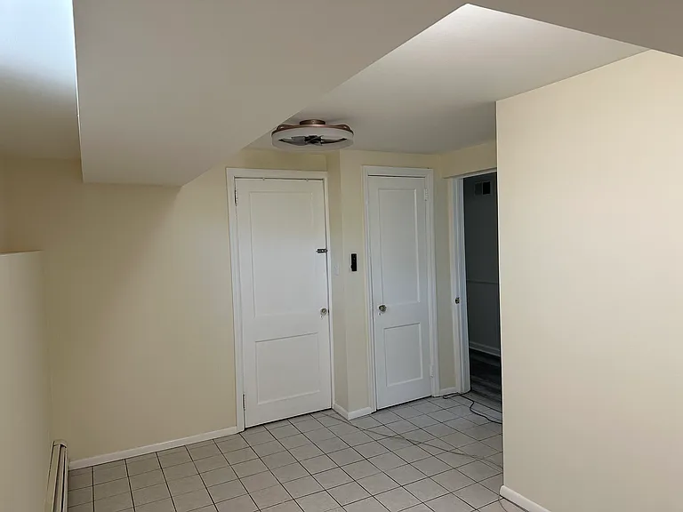 430 Downer St — Photo 7
