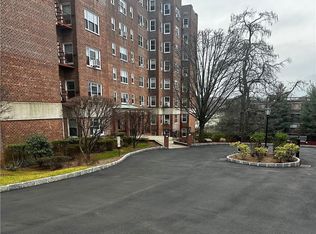 280 Collins Ave APT 7F, Mount Vernon, NY 10552