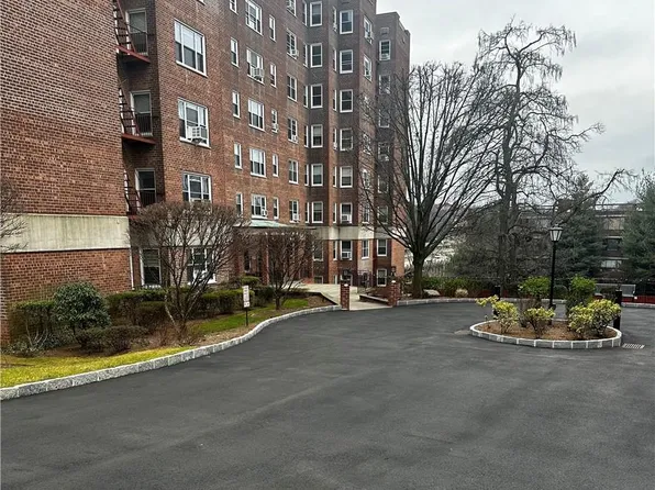 280 Collins Avenue #7F, Mount Vernon, NY 10552