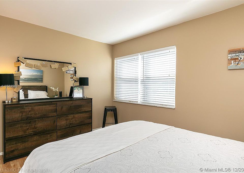 1st image of 401 Golden Isles Dr APT 1012