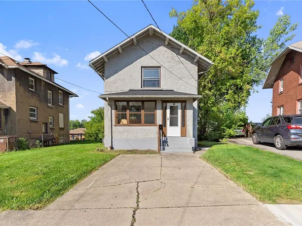 326 Shenango Blvd, Farrell, PA 16121
