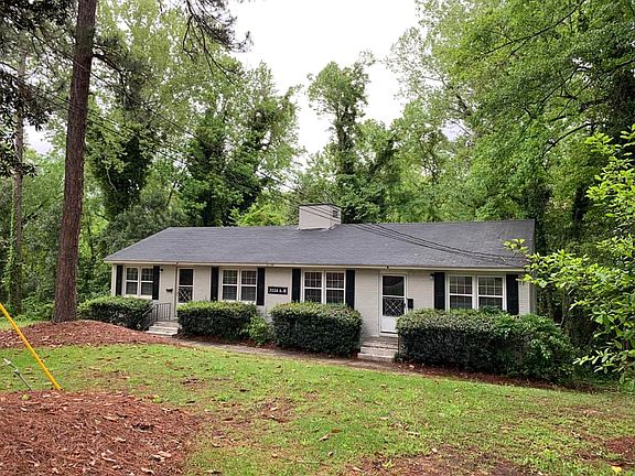 5th image of 3130 Brookwood Dr #A