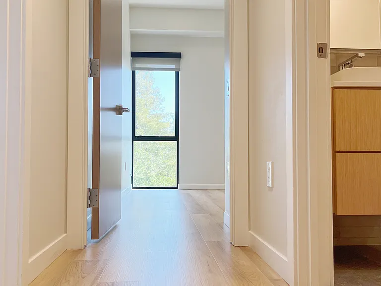 2515 El Camino Real #7 — Photo 16