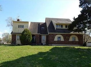 1400 SW Liggett Rd, Blue Springs, MO 64015