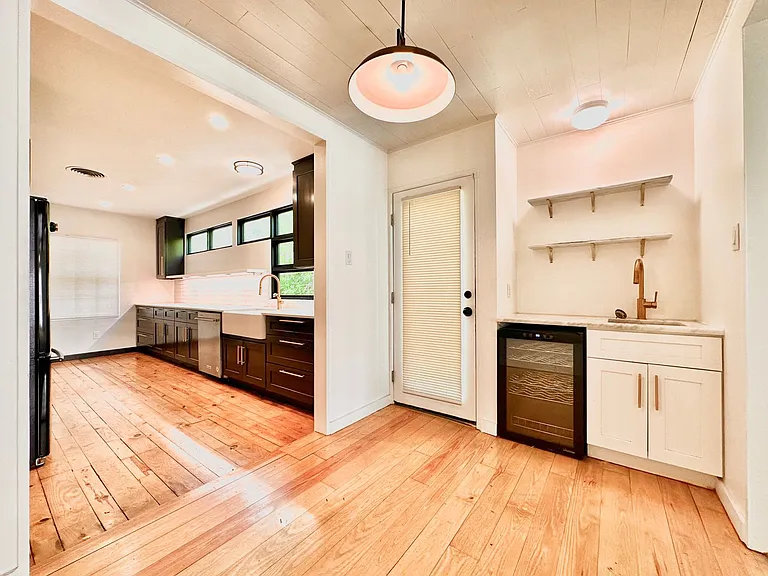 3201 French Pl — Photo 8