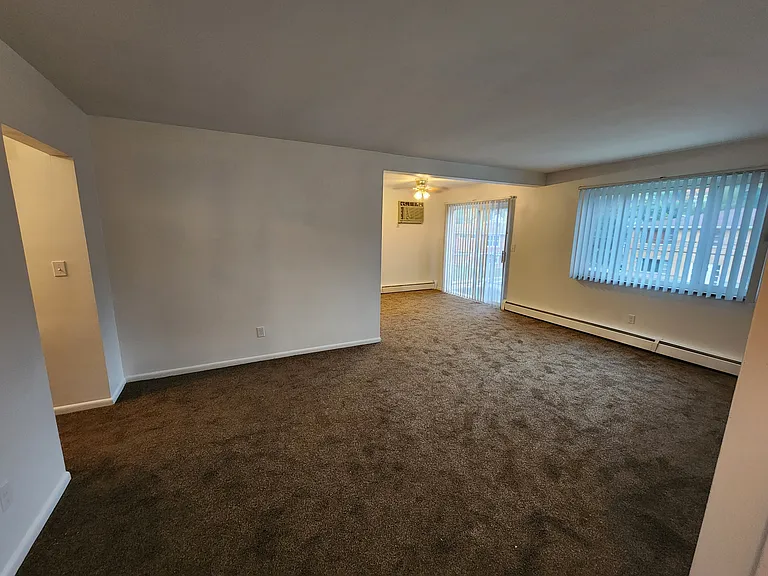 2528 Vera Ave #3 — Photo 15