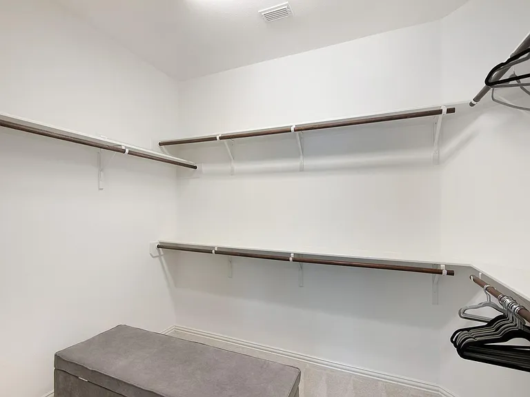 11 Barlow Ct — Photo 24