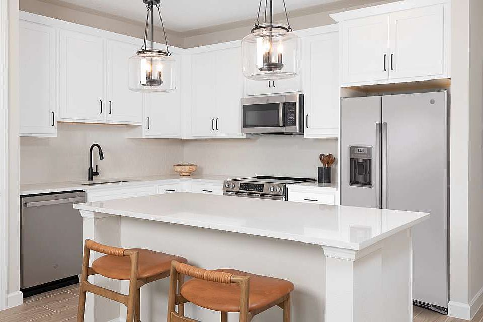 Montague Chase Image 1