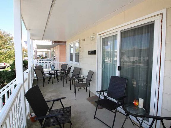 2nd image of 4349 West Ave #1