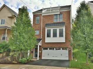 435 Sweetbriar St, Mt Washington, PA 15211