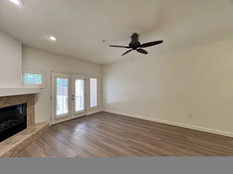 7021 E Earll Dr #119 — Photo 5