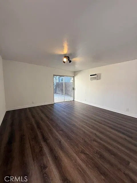 1 bed, 650 sqft, $1,900 — Photo 3