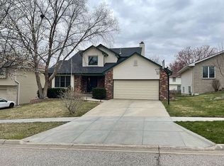 5241 Happy Hollow Ln, Lincoln, NE 68516
