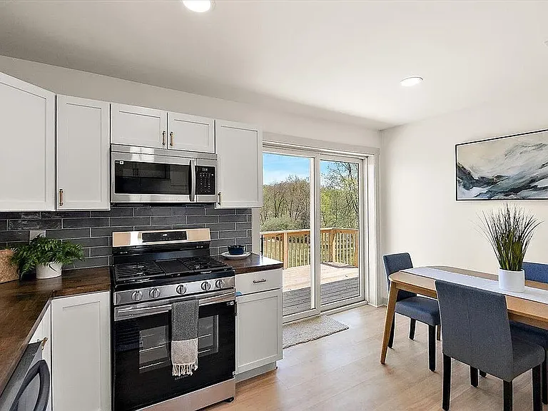9780 Courtland Dr NE — Photo 28