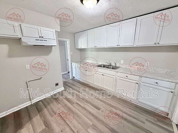 4th image of 1753 Hartland St