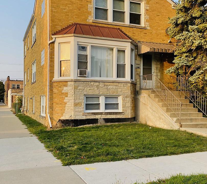 1st image of 5258 W Henderson St #G