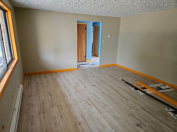 3rd image of 7815 NE 152nd Ave
