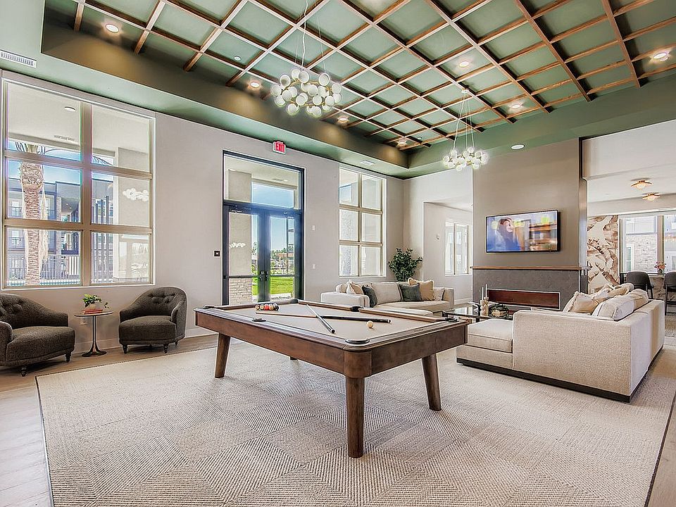 Garrett Mesa Clubhouse