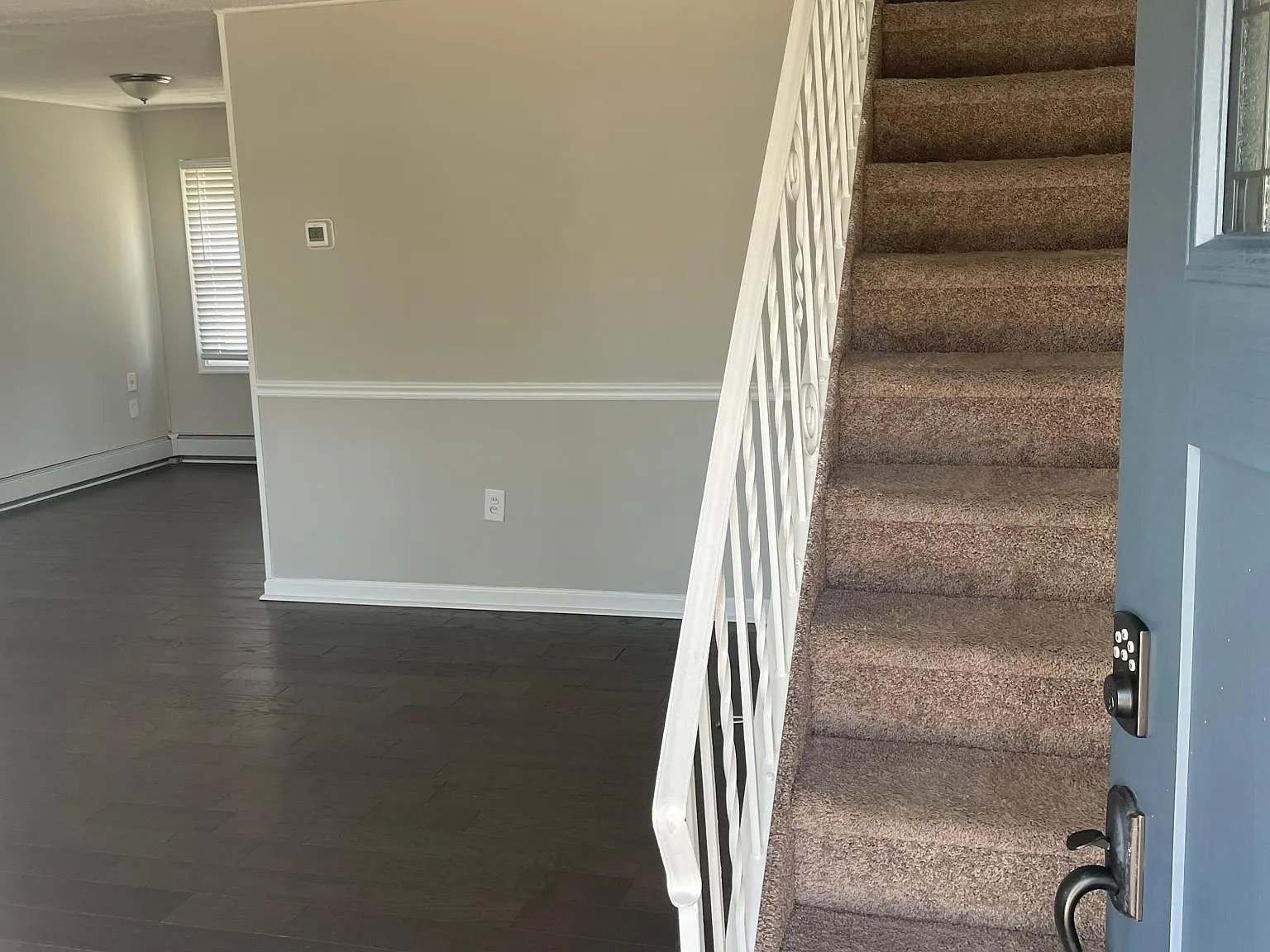 1 Keystone Ln — Photo 3