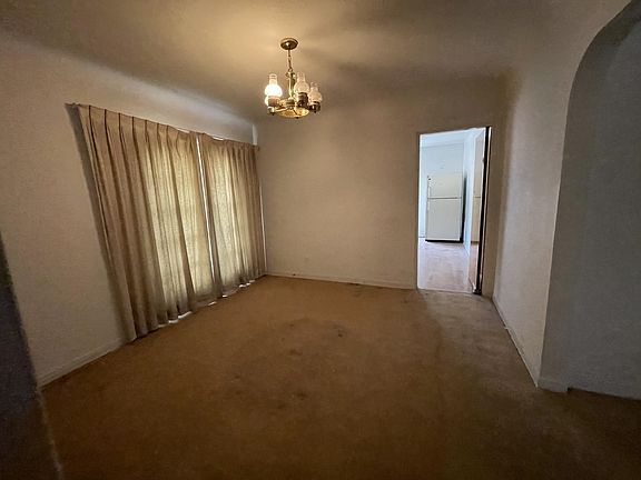 4th image of 1008 Montclaire Dr NE