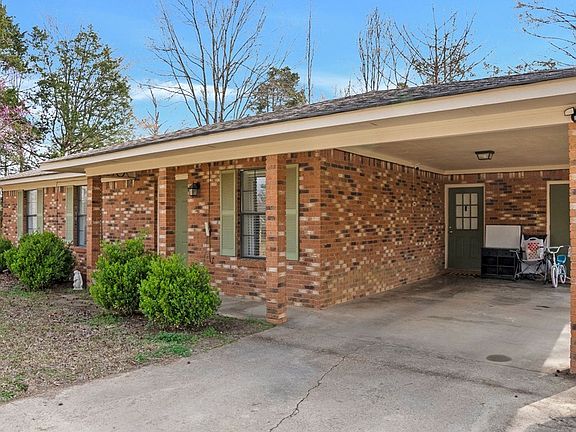 2nd image of 420 Main St