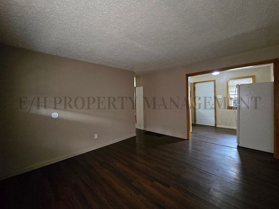 2nd image of 1031 S Emporia Ave #C
