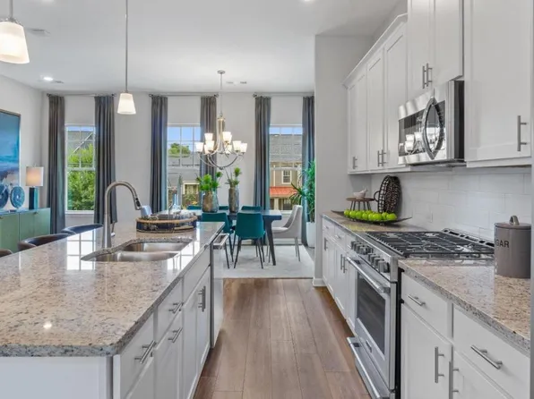 6007 Skellig St, Norcross, GA 30071