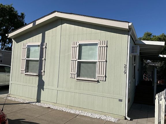 2nd image of 540 Bonita Ave Space 219