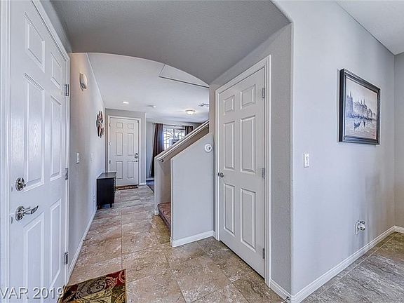2nd image of 5360 Mountain Garland Ln