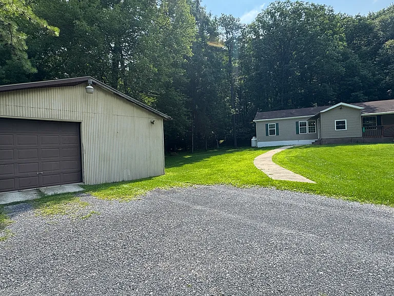121 Taft Rd — Photo 17