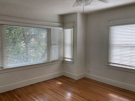 2nd image of 218 Quincy Ave APT B