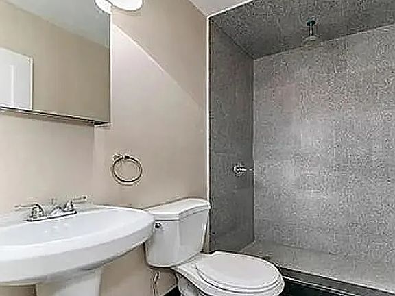 5th image of 116 E 19th St APT 3