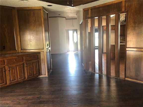 5th image of 1325 SW 106th Pl