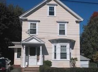 32 Green St, Woburn, MA 01801