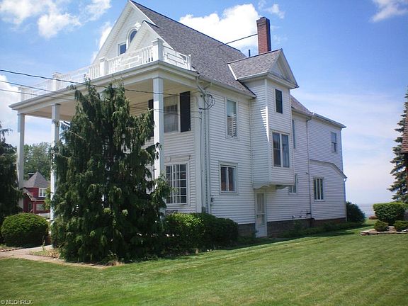 2nd image of 1723 E Erie Ave