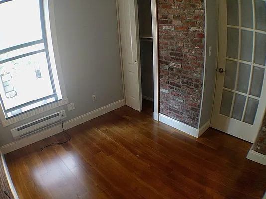 Rented by Avenues Real Estate | media 4