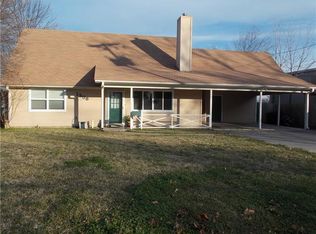1508 Bois D Arc St, Commerce, TX 75428