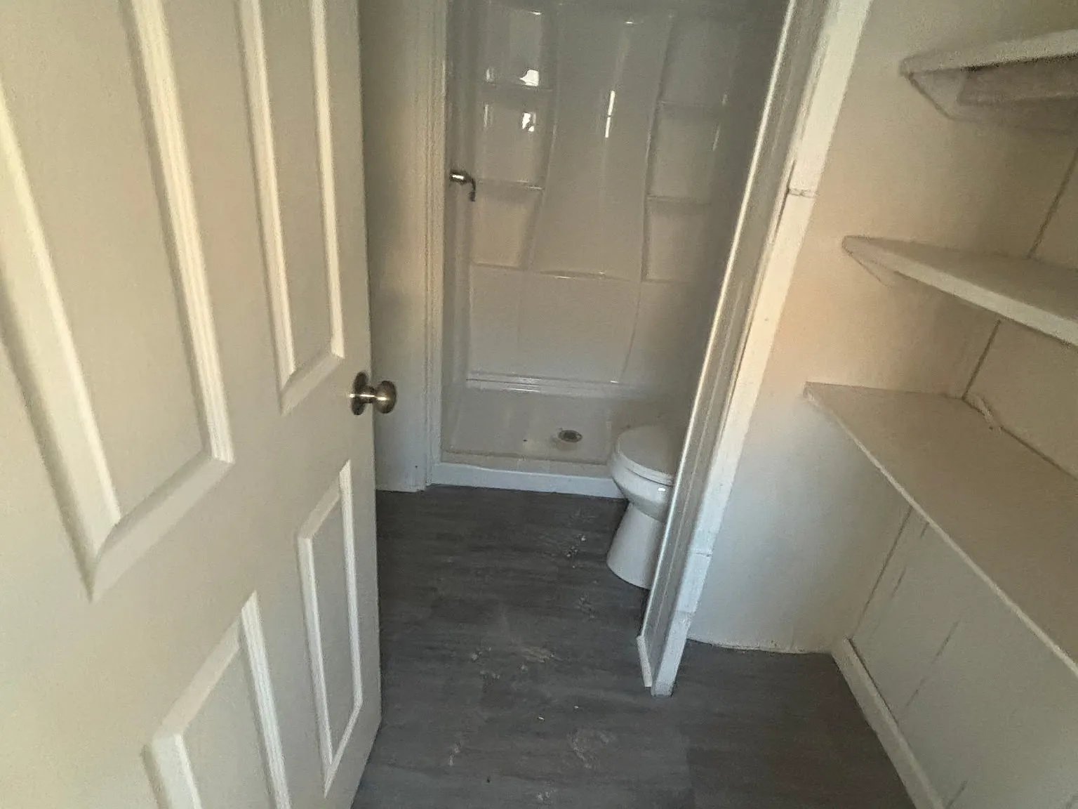 2 bed, 850 sqft, $800 — Photo 2