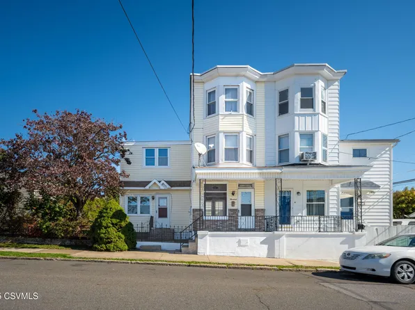 19 S Beech St, Mount Carmel, PA 17851
