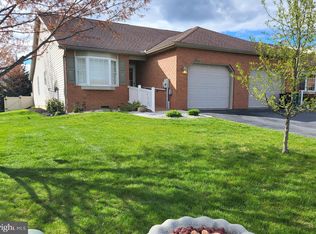 1261 Progress Rd, Chambersburg, PA 17201