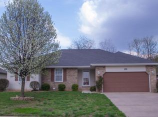 3956 S El Amber Ave, Springfield, MO 65807
