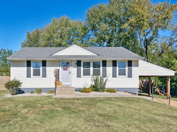 10855 Lawnbrook Dr, Saint Louis, MO 63123