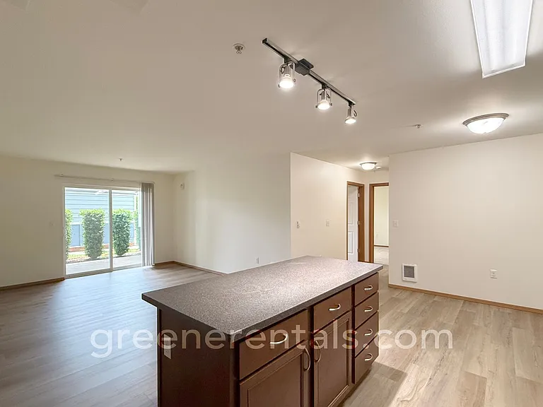 Oly-Evergreen Landing Apartments — Photo 21